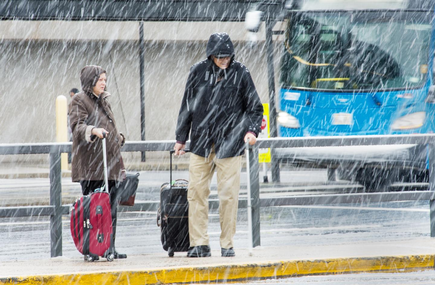 Major airlines cancel thousands of flights due to East Coast blizzard