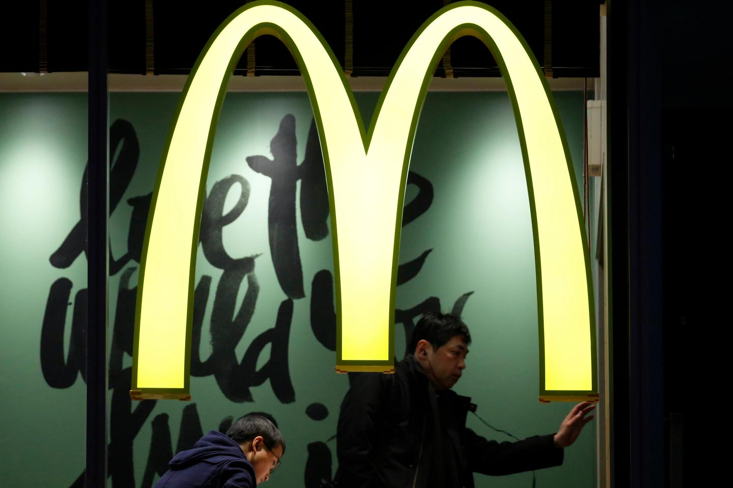 McDonald’s fixes its marketing, Chipotle fixes its product