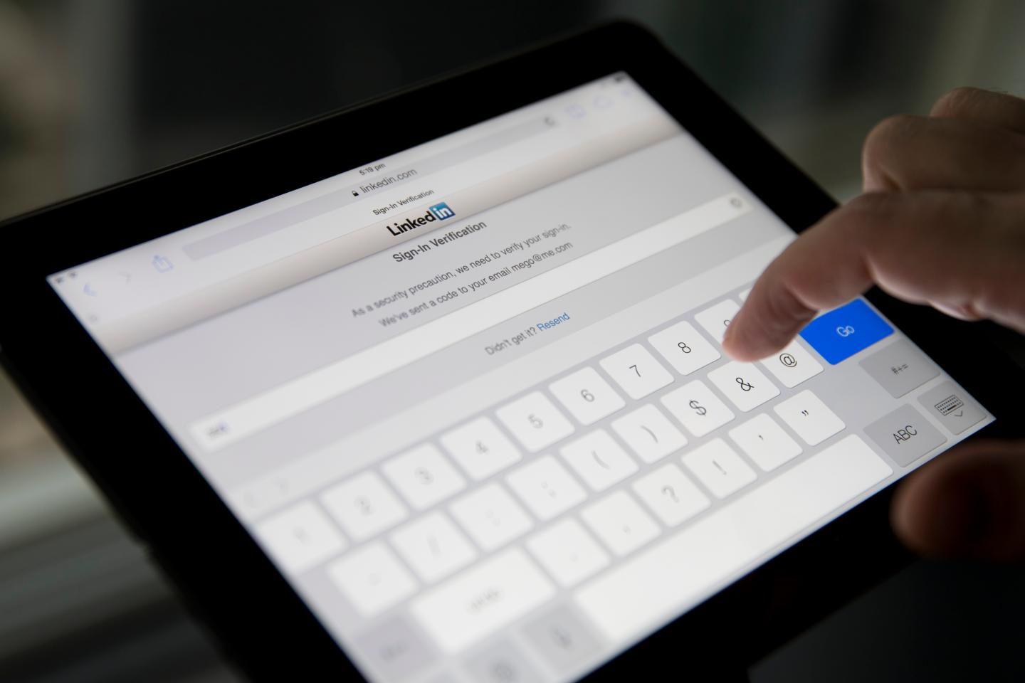 LinkedIn Corp. Expands in China With Local Site Limiting Content