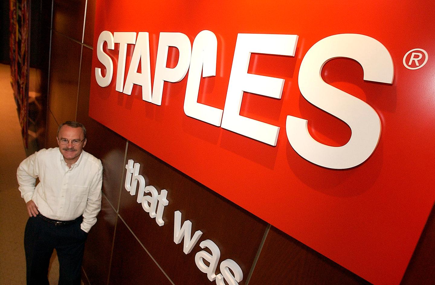 STAPLES EARNINGS