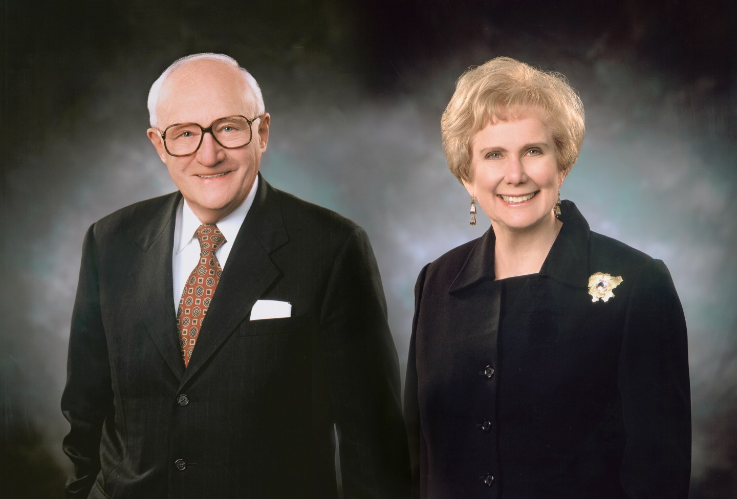 	Ellen and Melvin Gordon have made possible a $25 million donation for the Ellen and Melvin Gordon Center for Integrative Science at the University of Chicago.