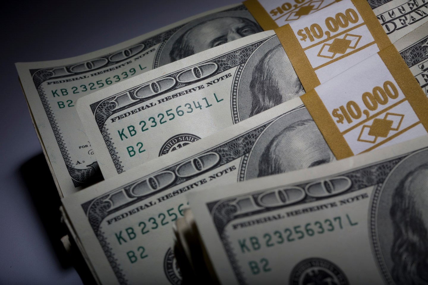 U.S. Dollar Advances Against Other Currencies