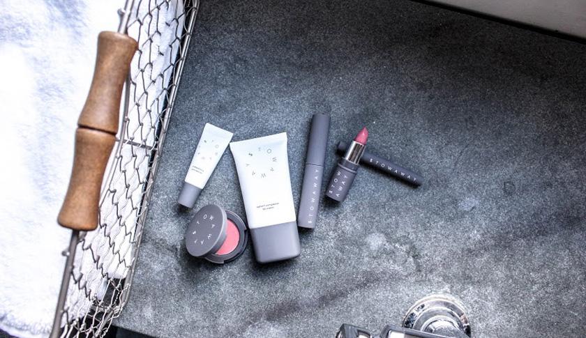 Stowaway Cosmetics launches subscription service