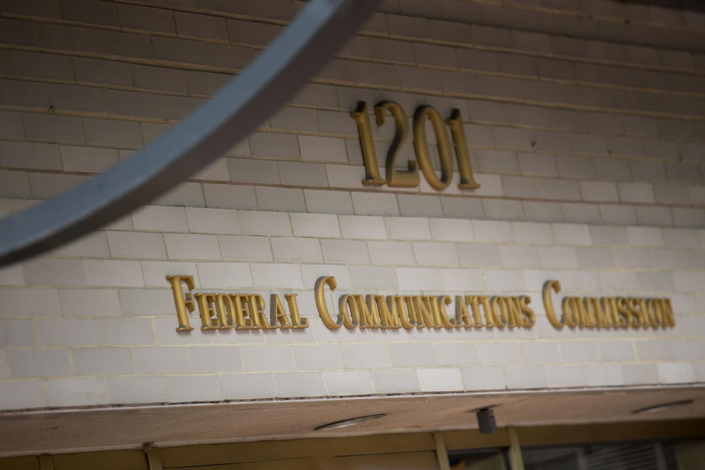Internet Providers Should Guarantee Equal Access to All Users, Obama Says