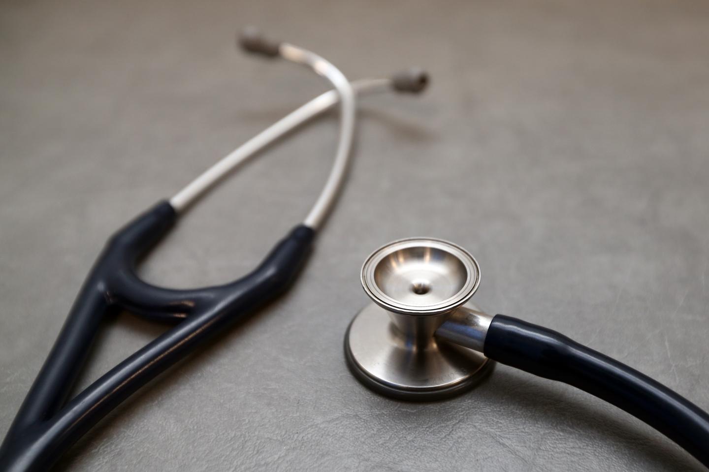 Does your physician have to prescribe antibiotics for every sore throat?