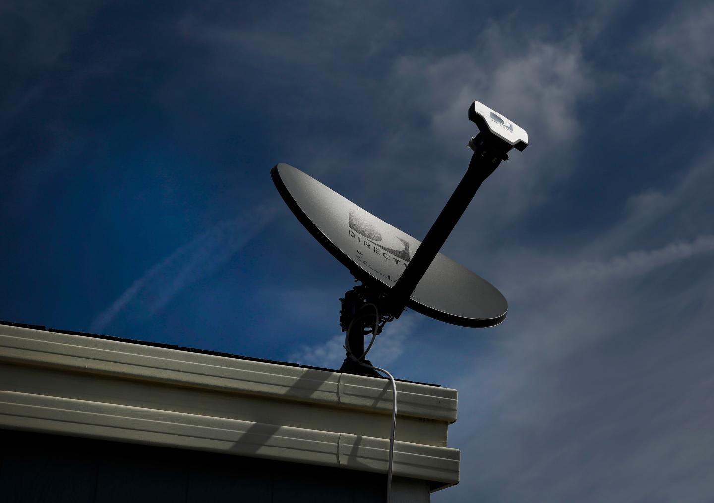 DirecTV Tops Profit Estimates as More Customers Sign Up