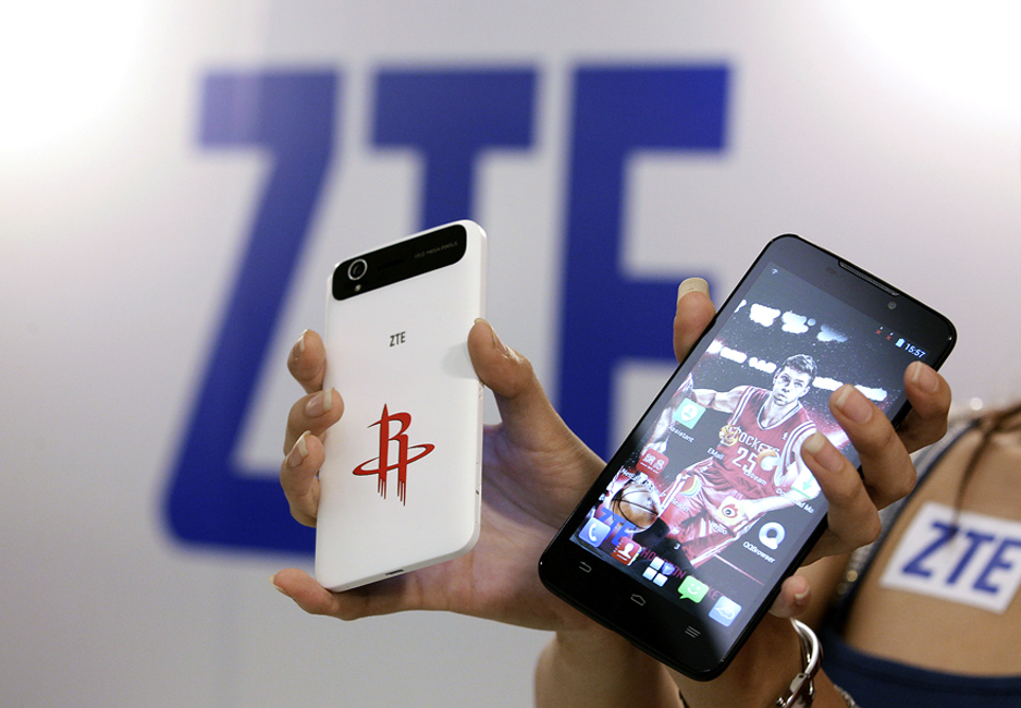 ZTE NBA Chinese Cell Phone