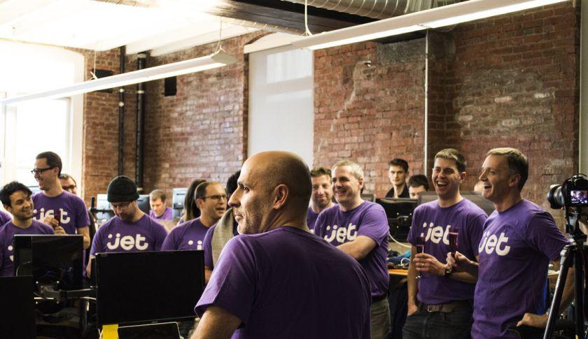 Why a buzzy startup is giving equity to customers