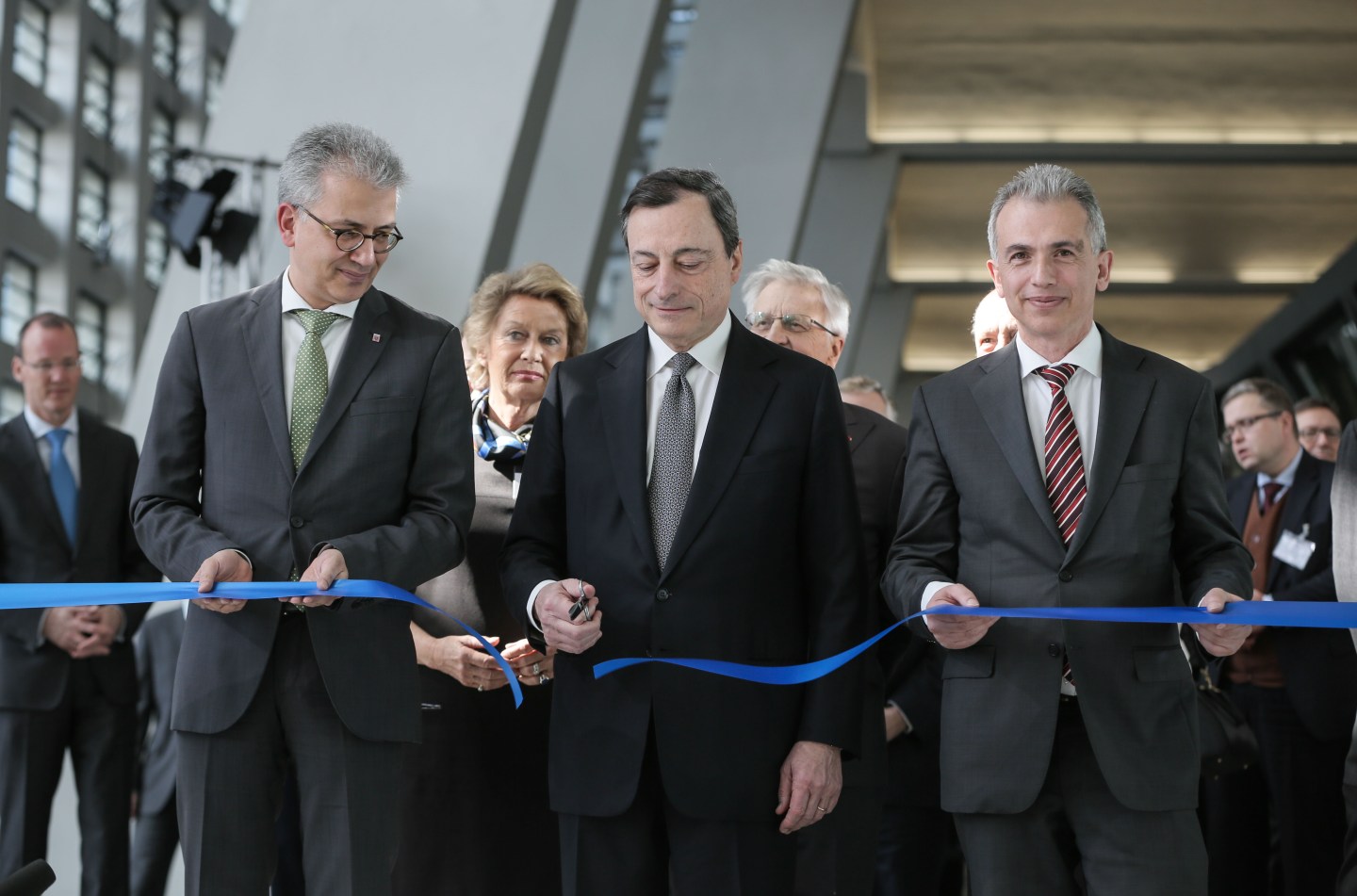 New ECB HQ opens in Frankfurt - Draghi, Feldmann and Al-Wazir