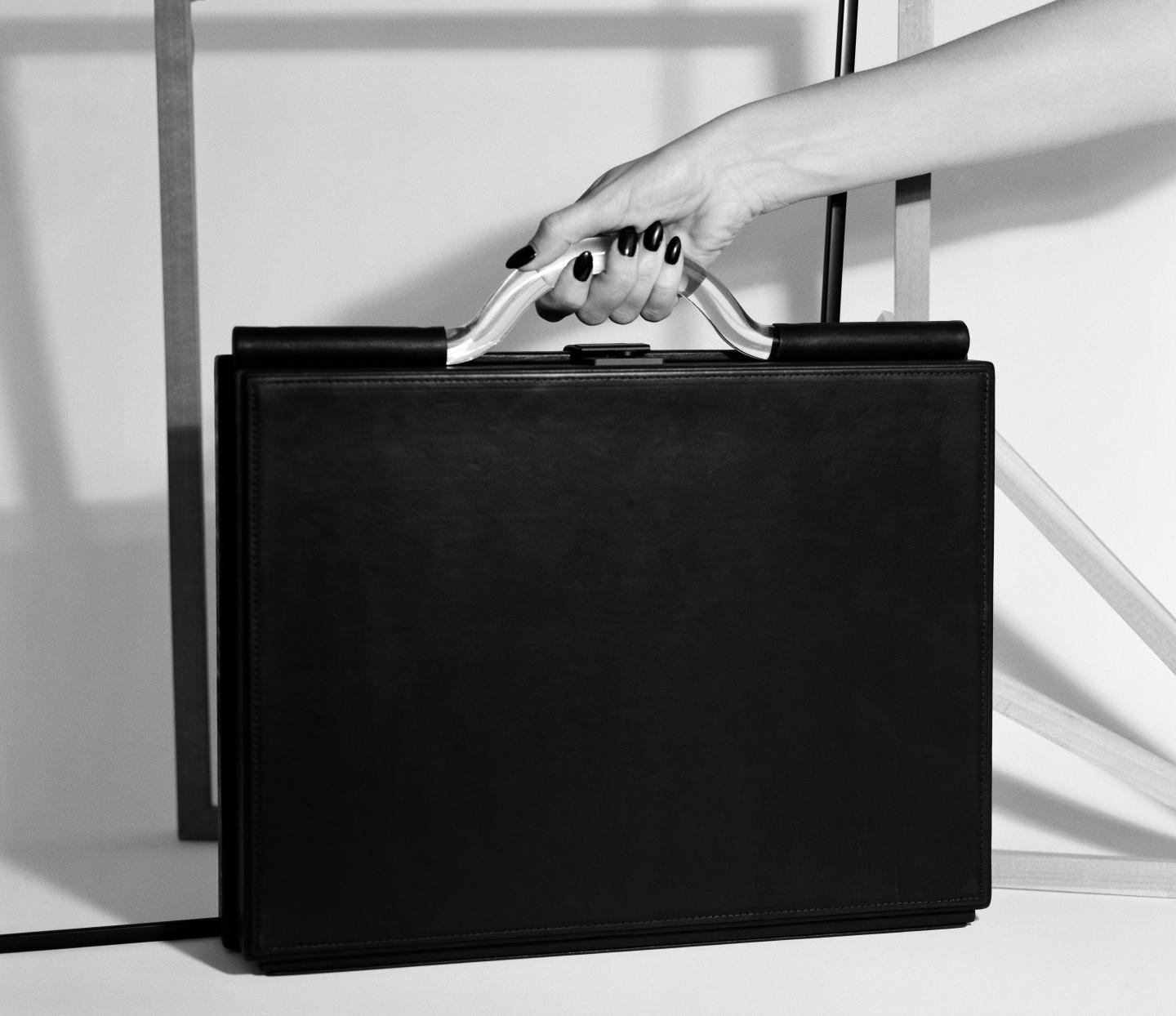 The accessories brand that’s courting Hillary, not Beyoncé
