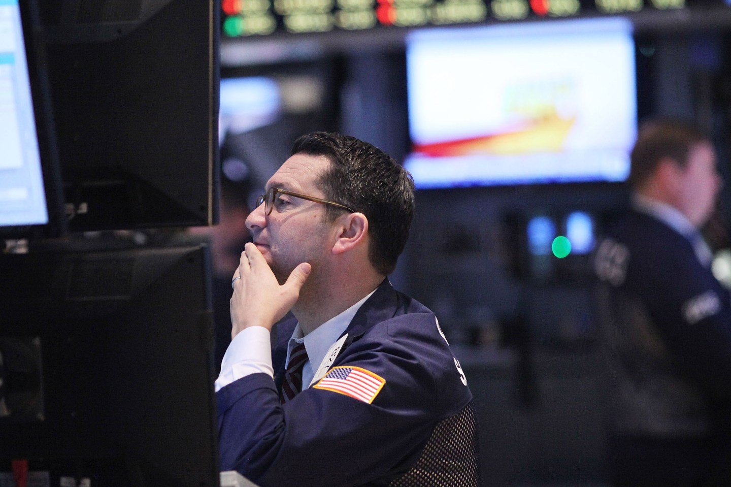 Stocks Close Down Over 100 Points