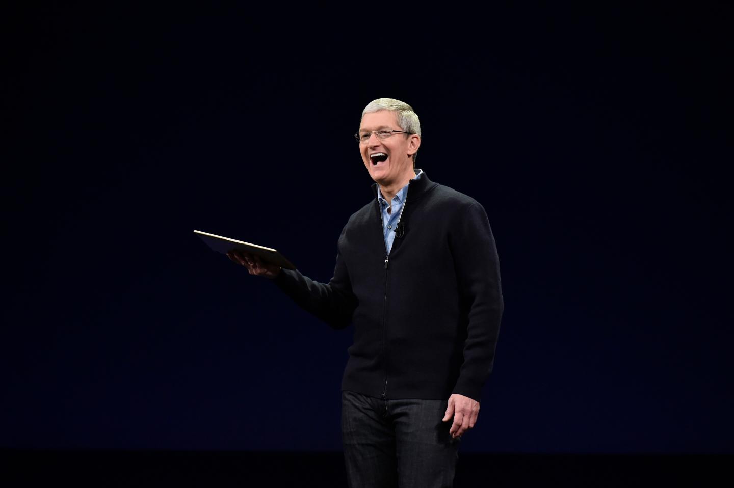 Here are 8 major business leaders speaking at graduations this year