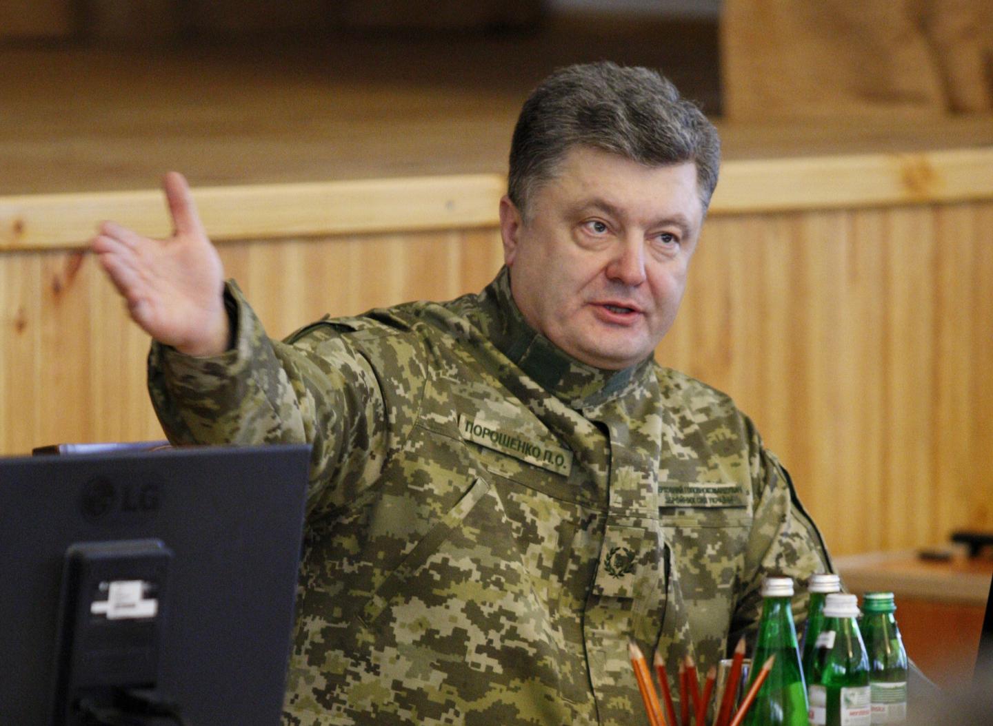 Ukrainian President Poroshenko meets soldiers in Kiev
