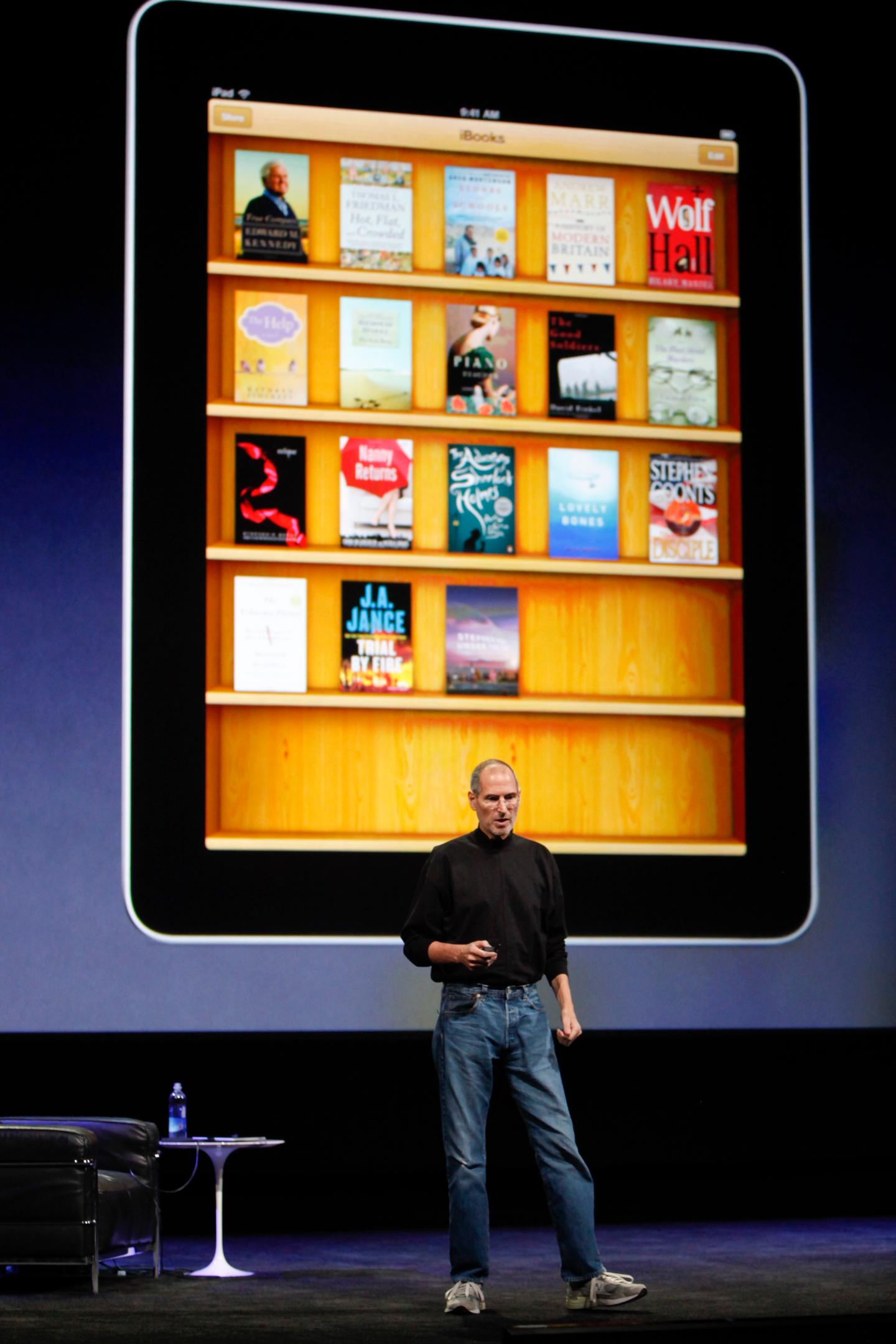 Apple Unveils Touch-Screen Tablet Device