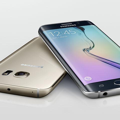 Samsung unveils sleek new Galaxy phones to battle Apple