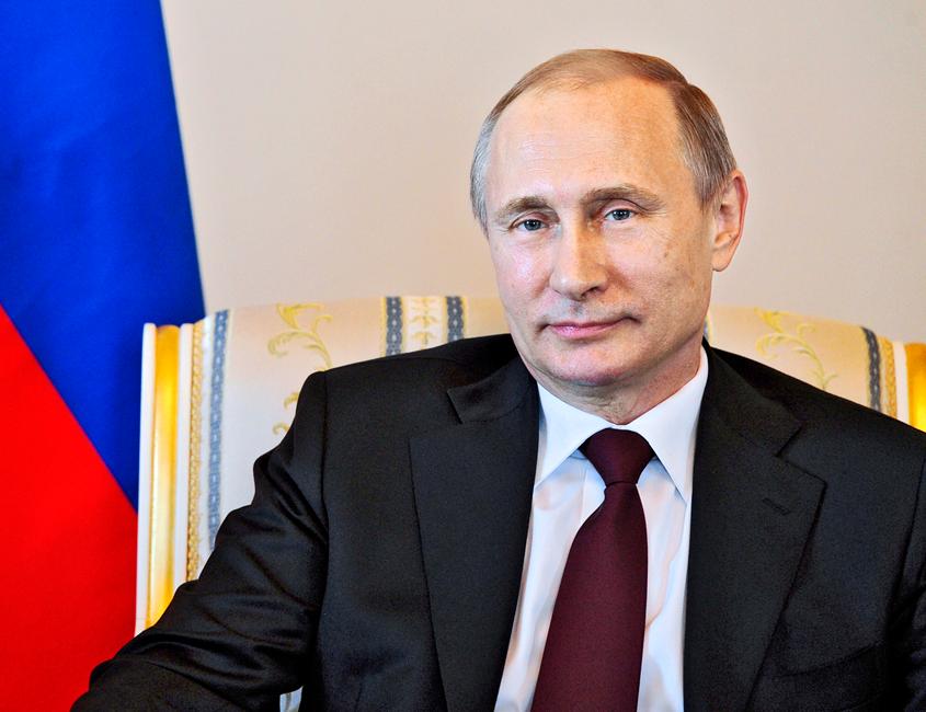 Russian President Vladimir Putin meets with Kyrgyz President Almazbek Atambayev in Strelna