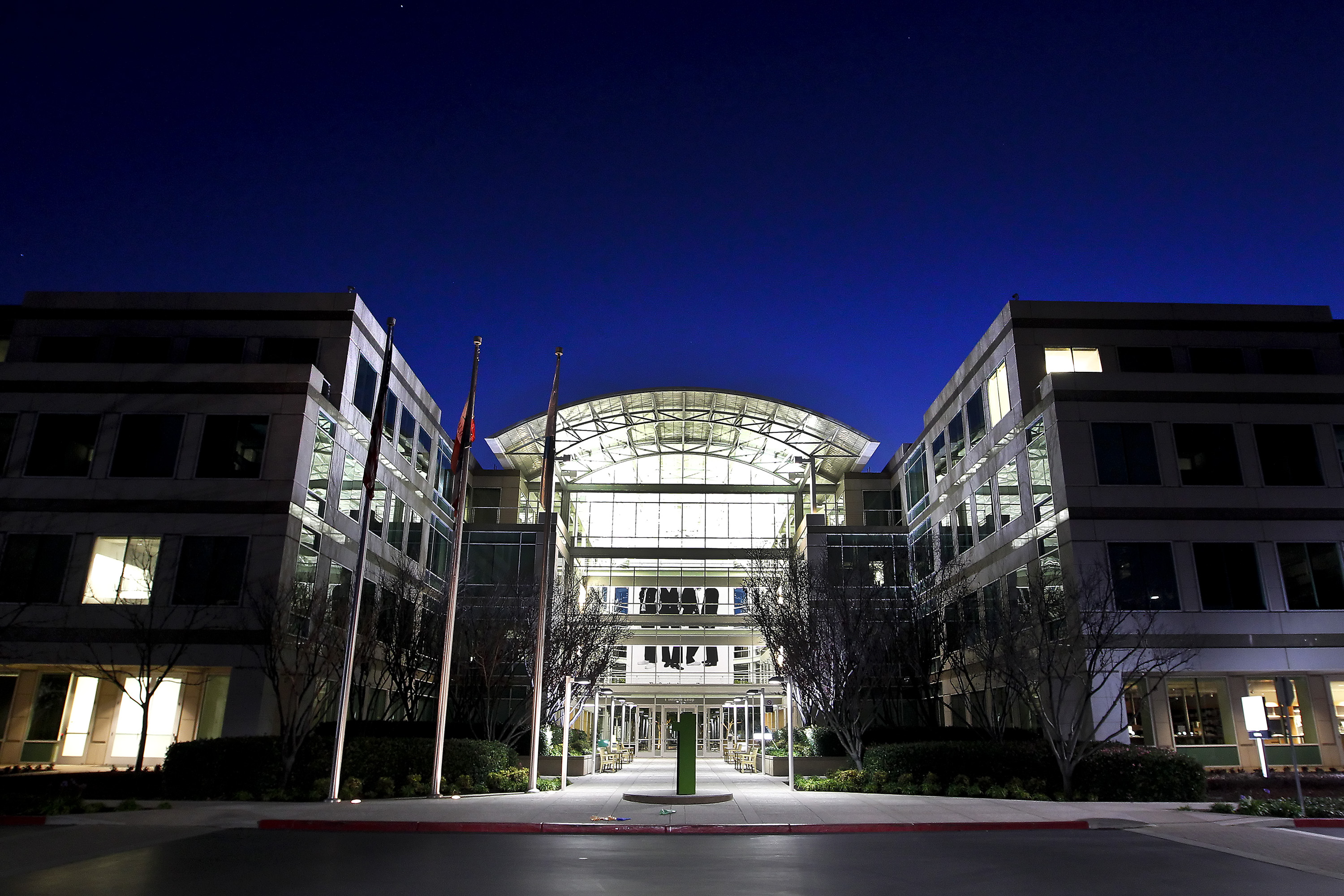 Apple Profit Rises 78% On Demand For IPads, IPhones, As Steve Jobs Takes Leave Of Absence