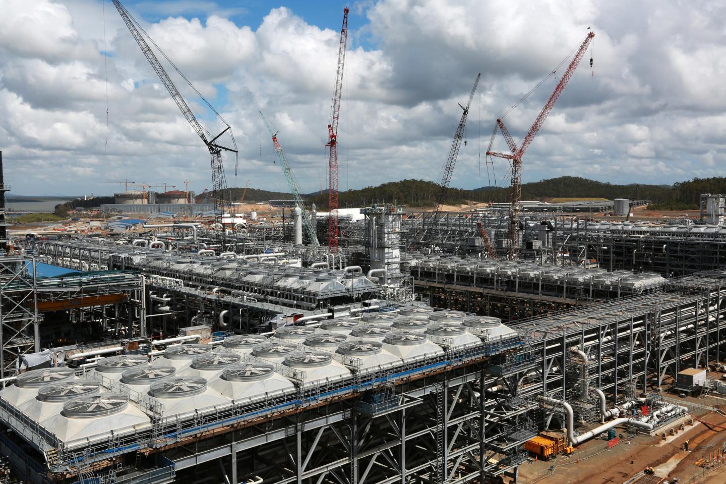 A new era of oil mega-mergers? Shell swallows BG for $70 billion