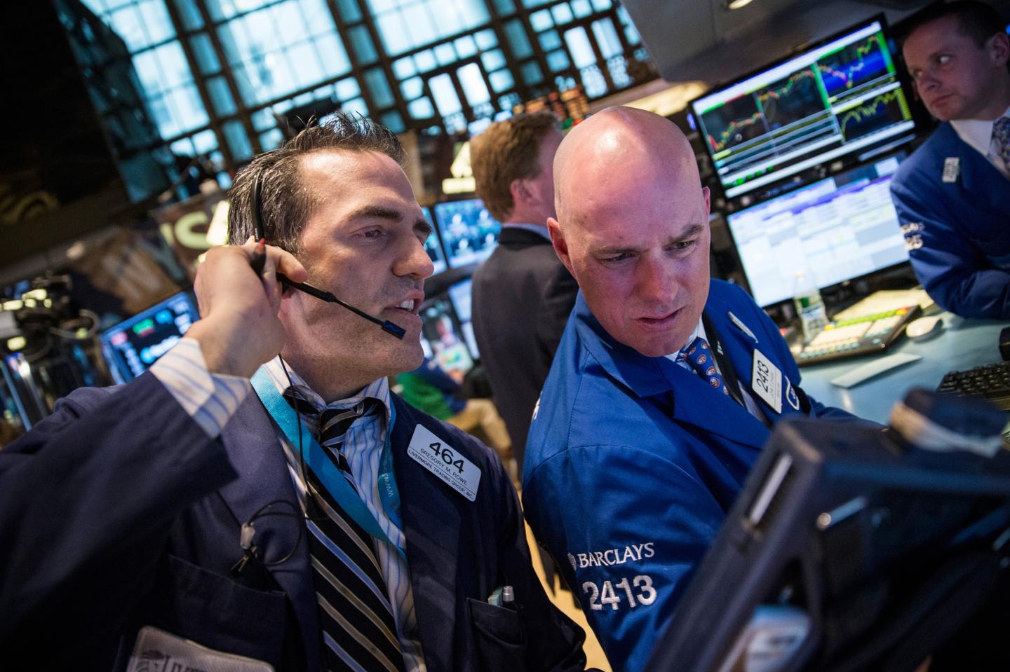 Positive Earnings Push Dow Jones Average Higher For Day