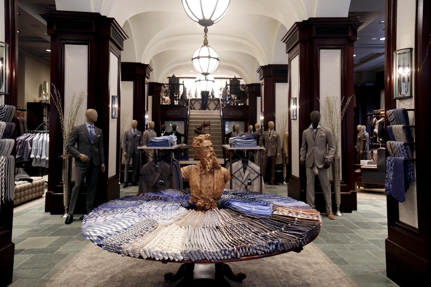 Men’s Wearhouse has a plan to make Joseph Abboud a $1 billion brand