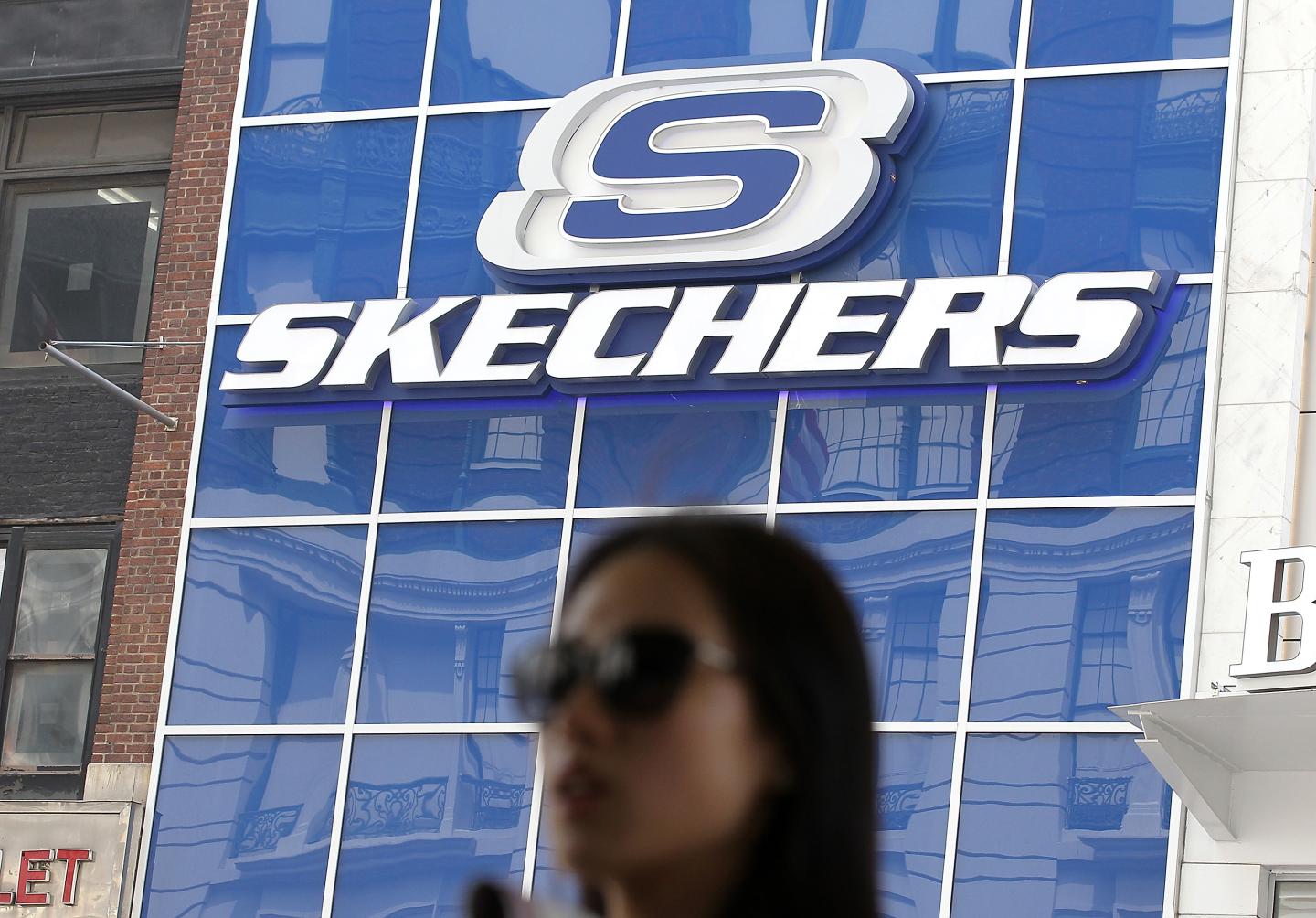 Skechers Shoes Ordered To Pay Out 40 Million Dollar Settlement