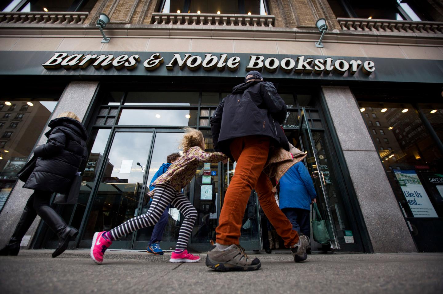 A Barnes &amp; Noble Inc. Store Ahead of Earnings Figures