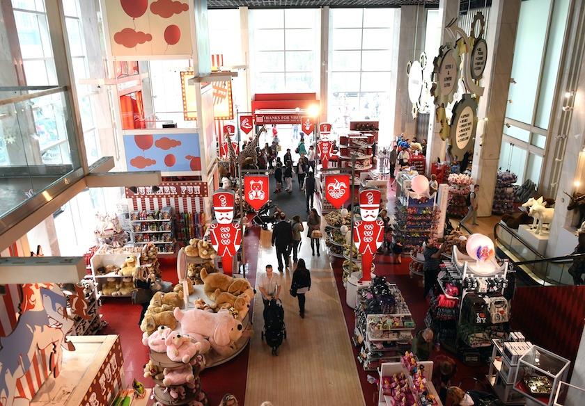 fao schwarz