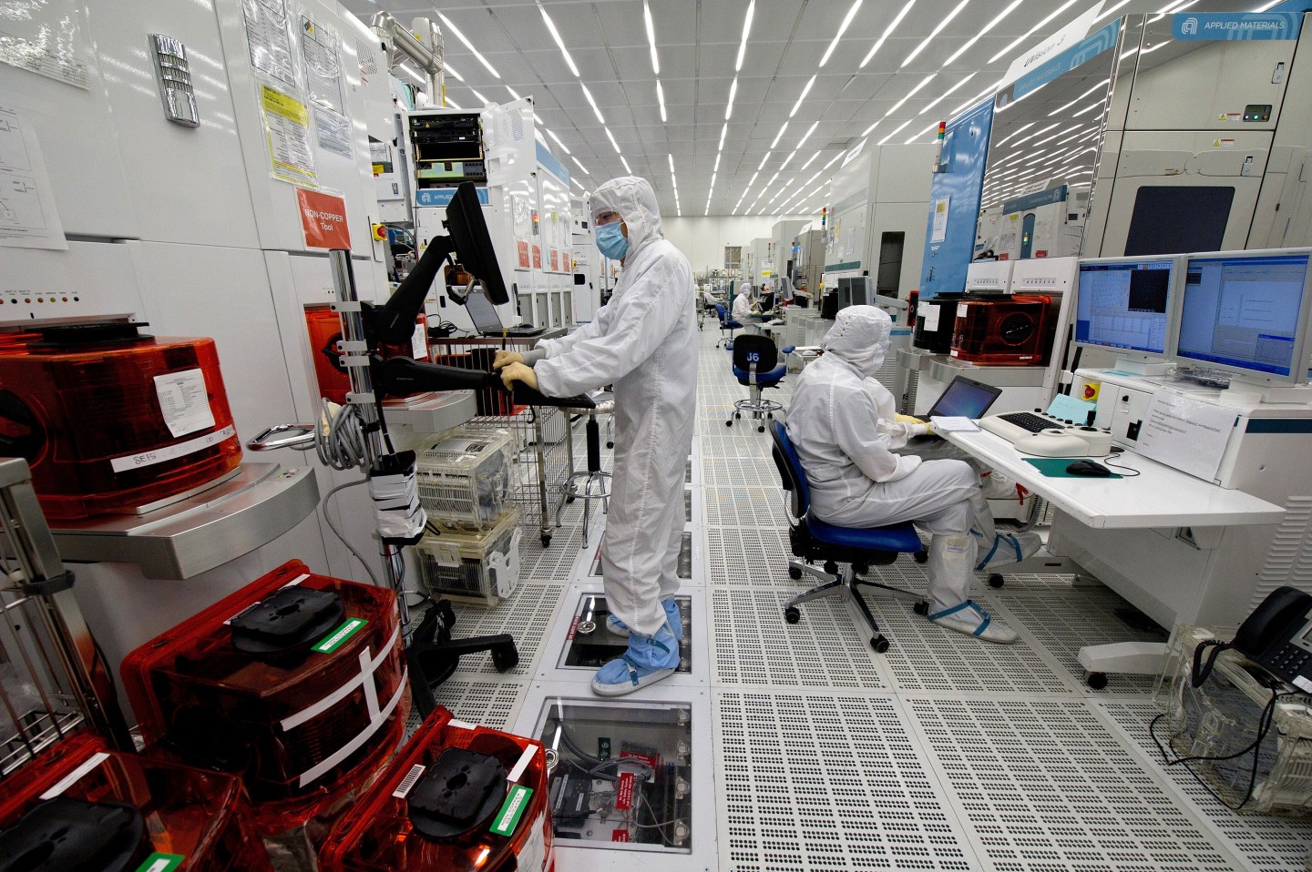 Applied Materials 300mm Wafer Manufacturing Plant