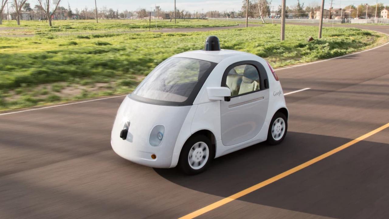 Apple and Google Expected to Lead Electric Car Race