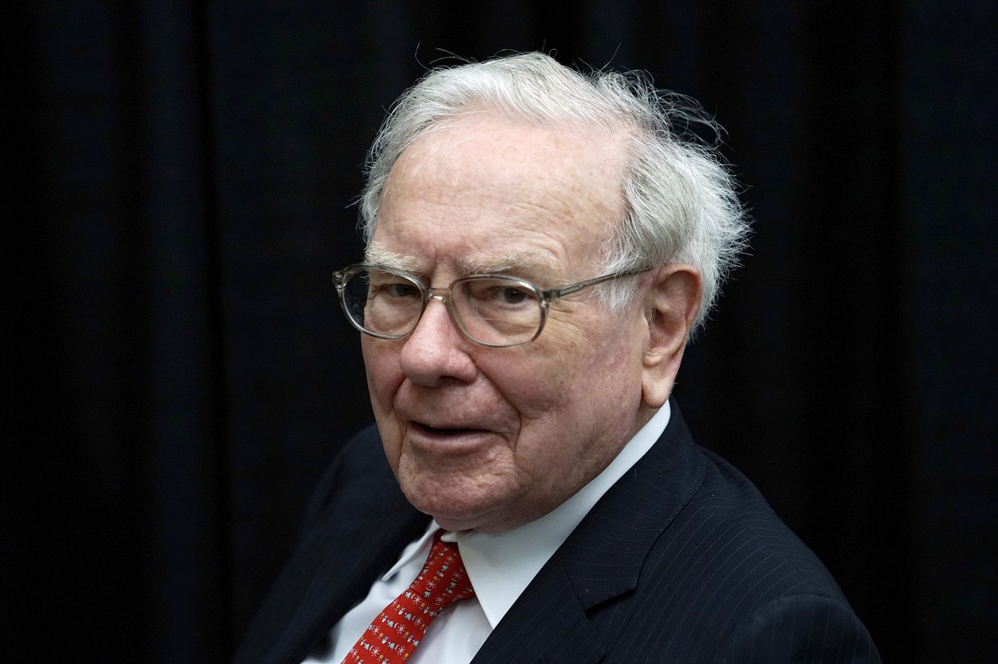 Berkshire Hathaway CEO Warren Buffett plays bridge during the Berkshire annual meeting weekend in Omaha