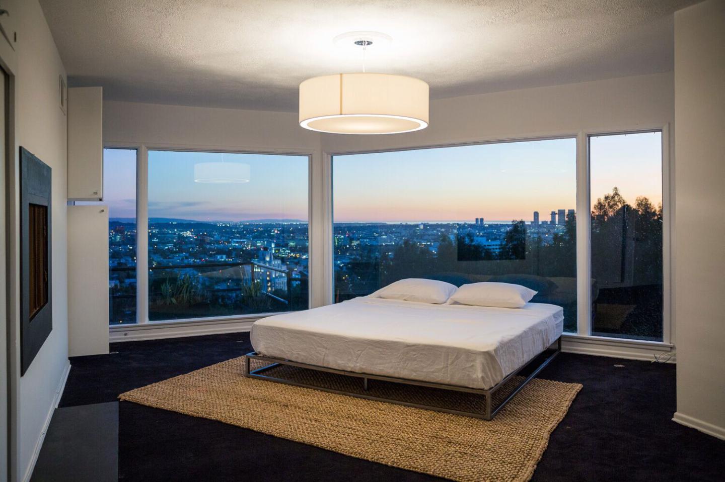 Exclusive: Mattress startup Casper raising big new funding round