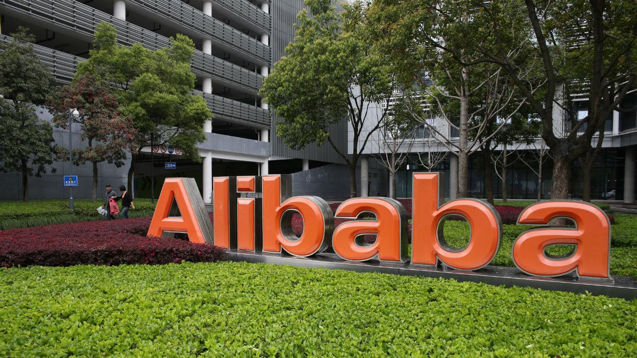Alibaba ponies up $1 billion to build its Aliyun cloud biz