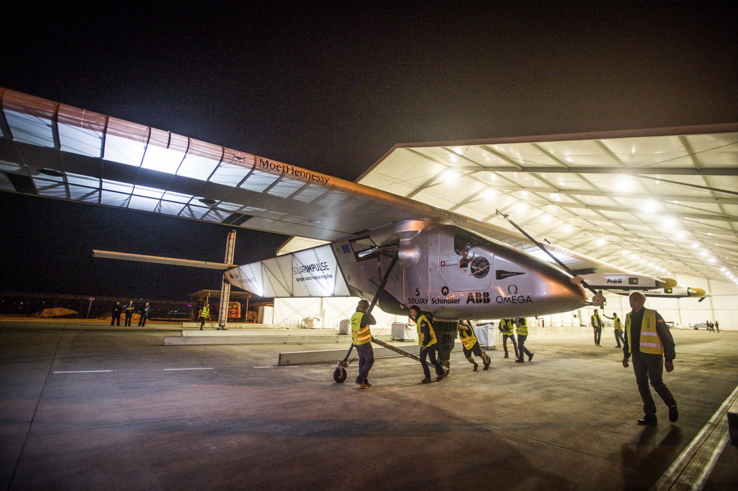 Solar Impulse crosses China: Sixth leg of groundbreaking round-the-world flight is completed