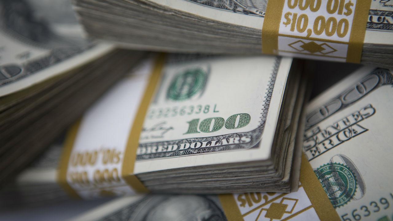 Top CEOs make more than 300 times the average worker