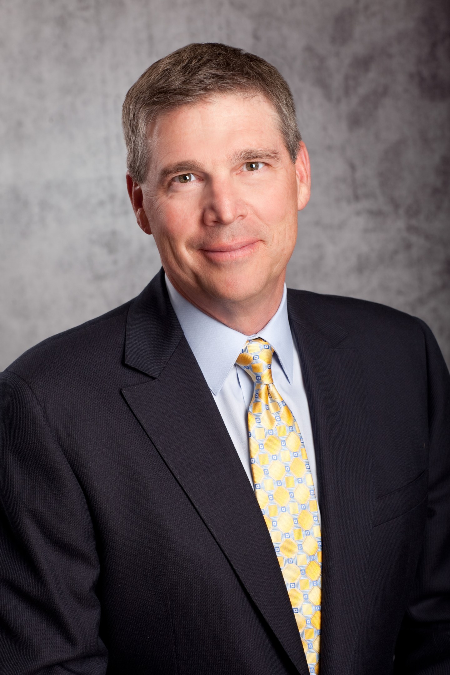 Toys ‘R’ Us names pizza executive as new CEO