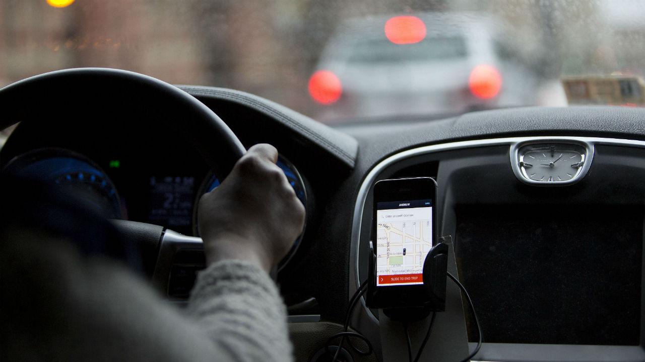 Drivers sue Yelp over unpaid tips for food delivery service Eat24