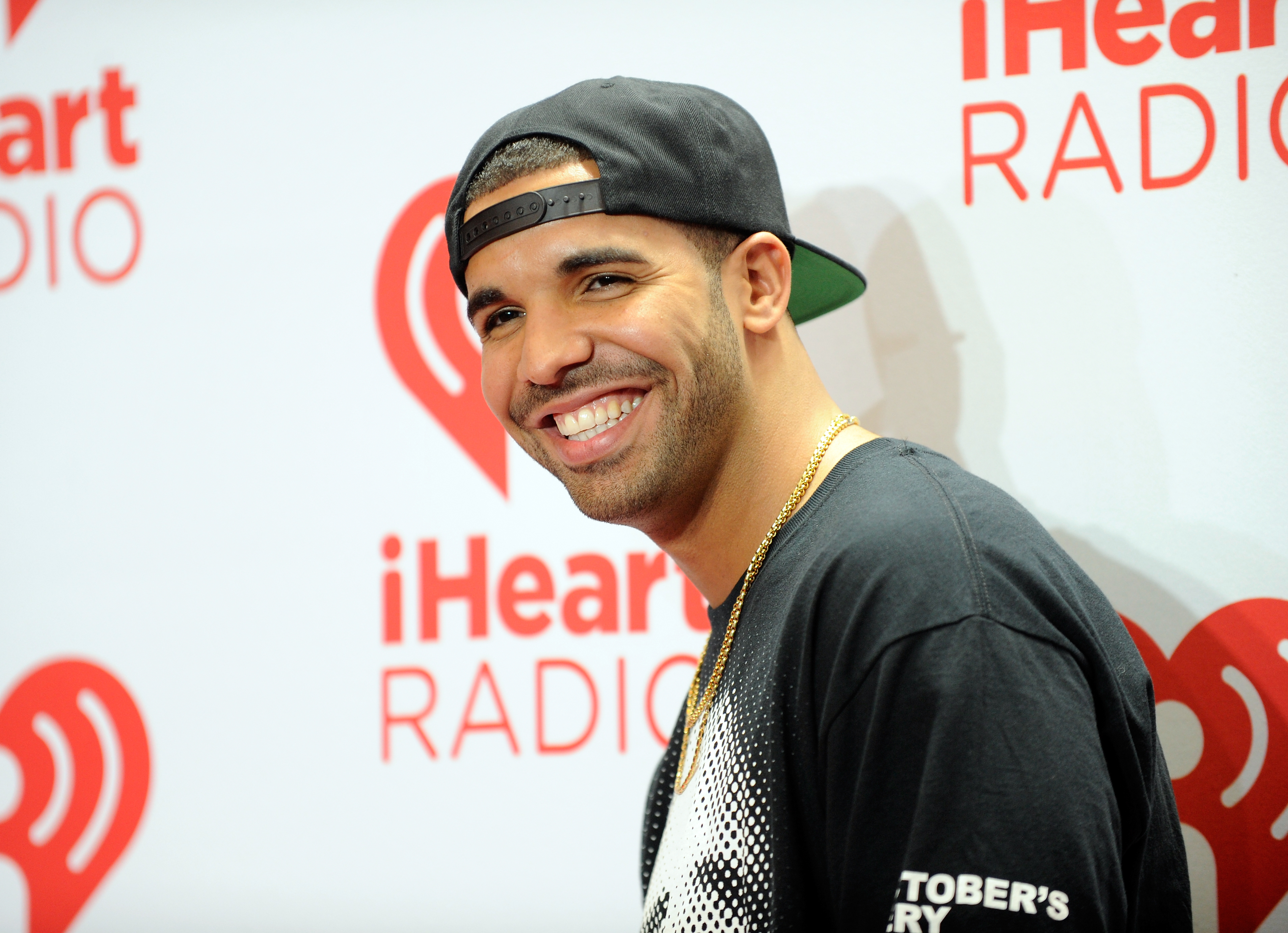 Apple Wants to Pay Drake $19 Million for iTunes Radio Work | Fortune
