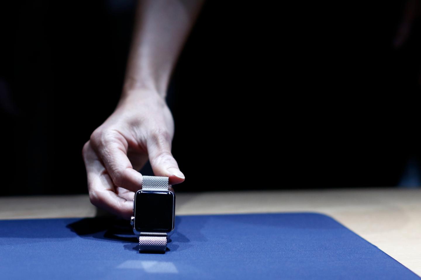 Apple and Boeing partner with DoD on wearables initiative