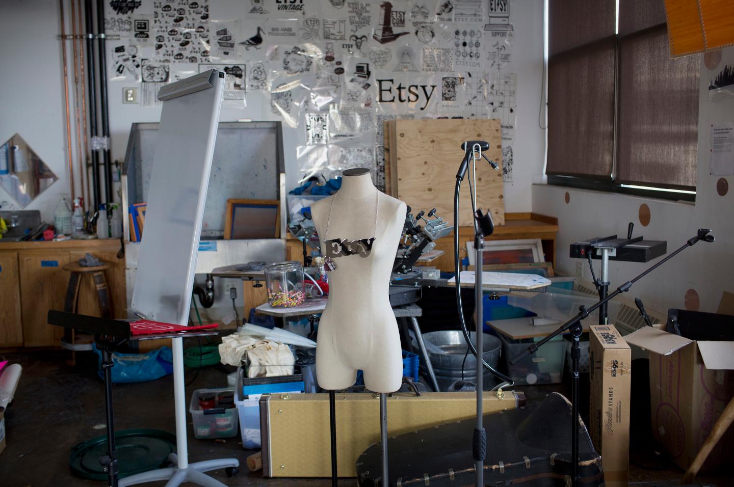 Here’s why Etsy is elbowing into Kickstarter’s turf