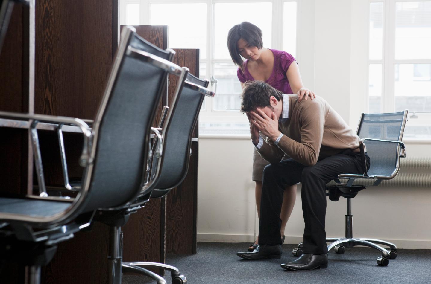 4 ways to cope with the loss of a colleague