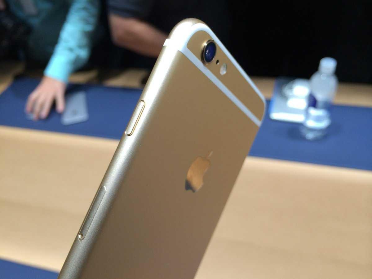 Hackers discover way to crack into Apple devices
