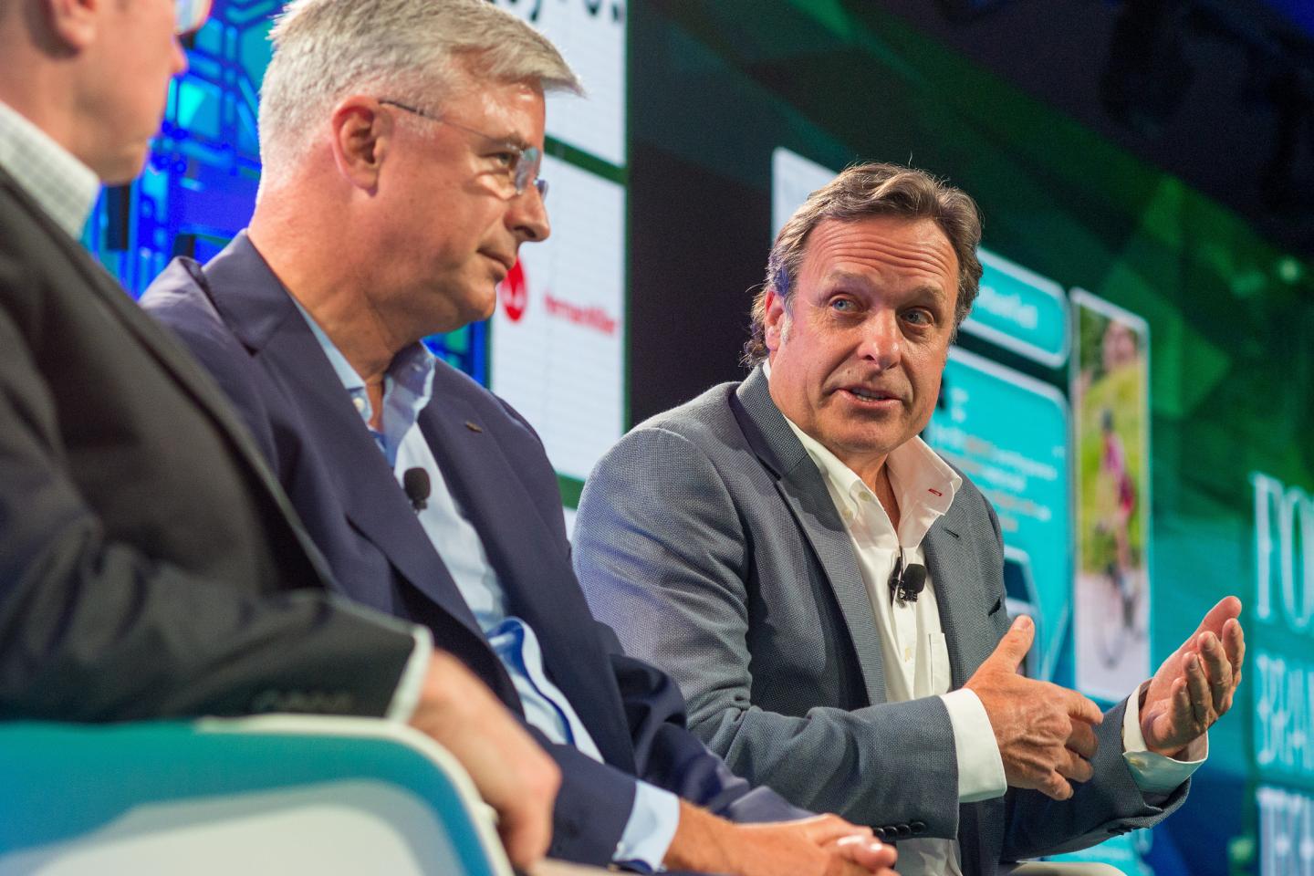 How Best Buy and Flextronics are changing their businesses for the Internet of things