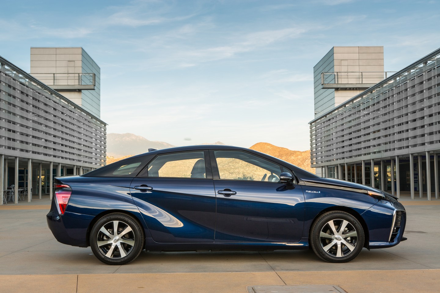 Toyota’s hydrogen car tops Tesla driving range