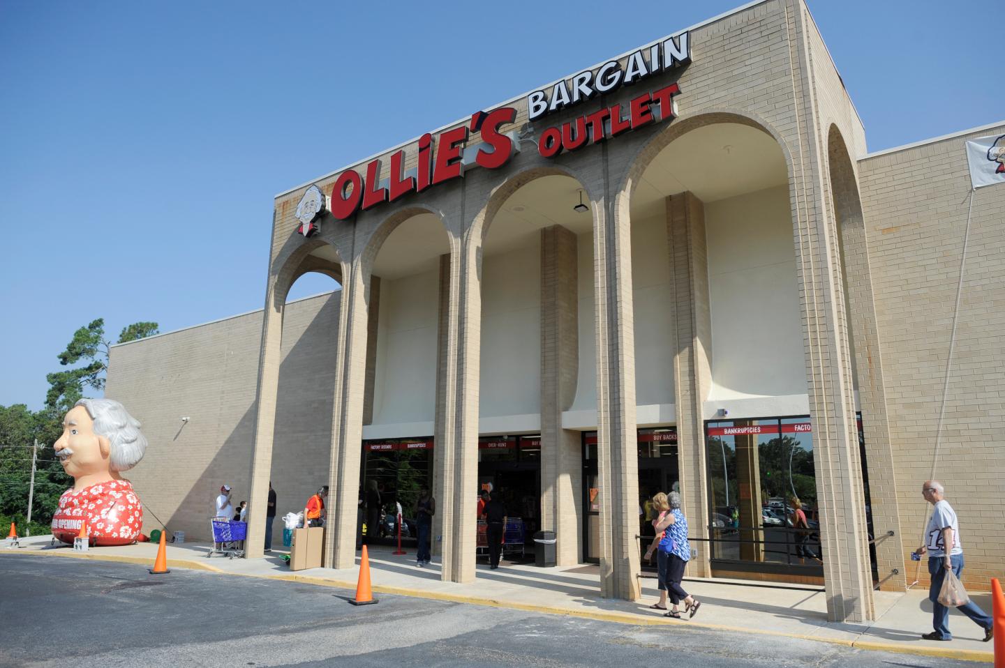 0807OlliesOutlet1MH