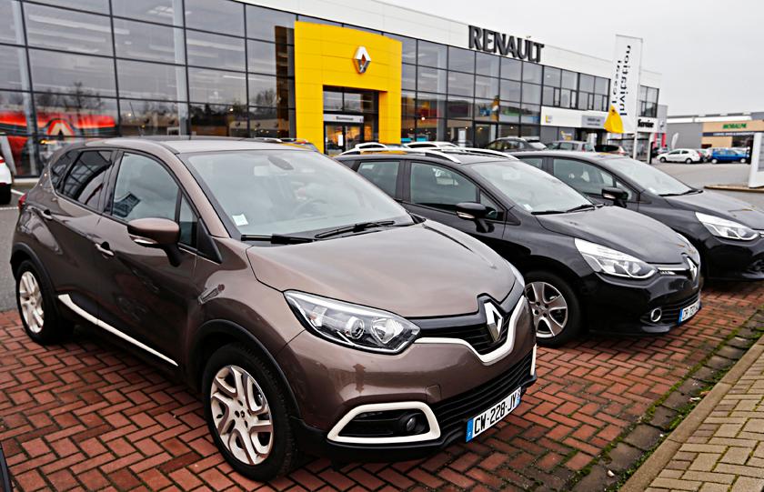Renault cars are seen at a dealership of French car maker Renault in Haguenau
