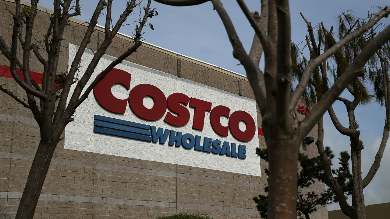 Danger at Costco? Membership Growth Slowest in Years