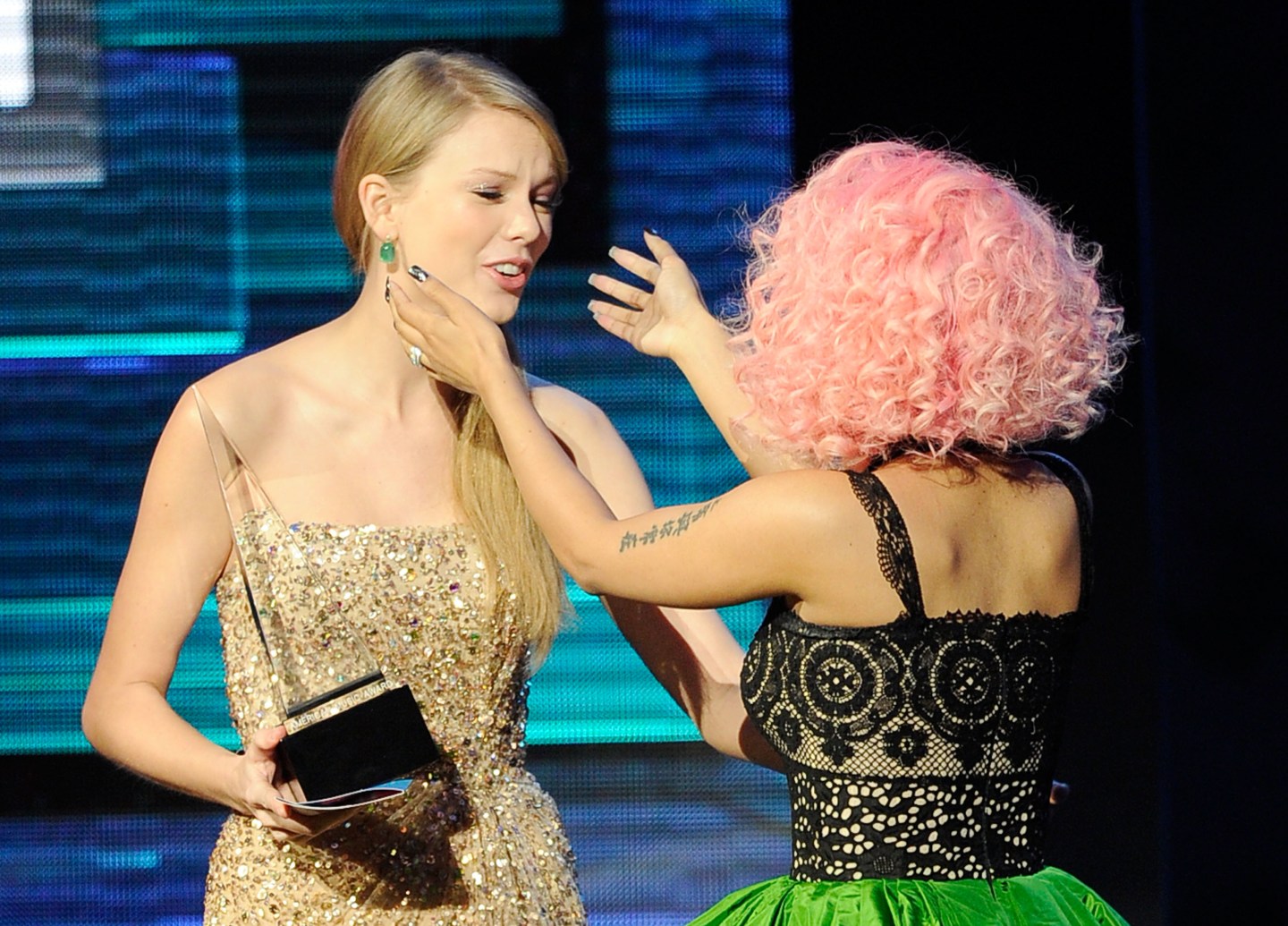 2011 American Music Awards - Show