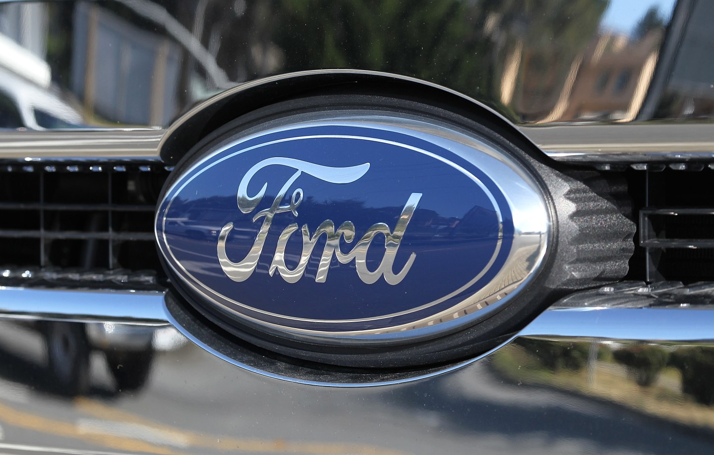 Ford Reports Drop In Quarterly Earnings