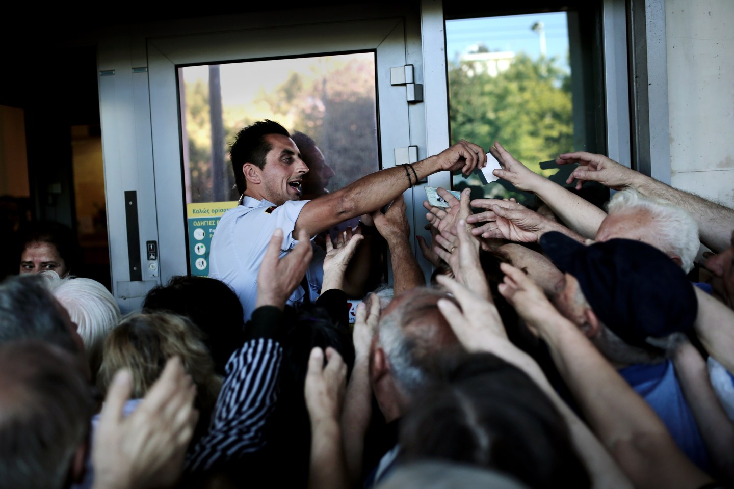 GREECE-ECONOMY-POLITICS-BANKING-PENSION