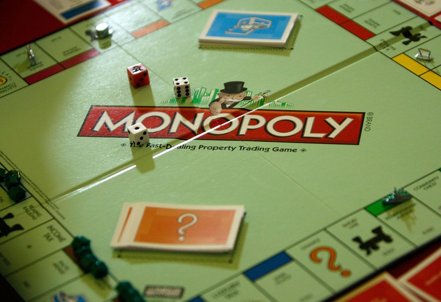 Union Station Hosts Monopoly Tournament